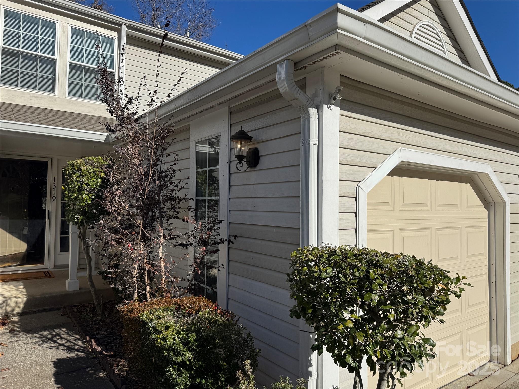 1319 Maple Shade Lane