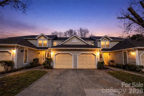 1319 Maple Shade Lane Charlotte NC 28270