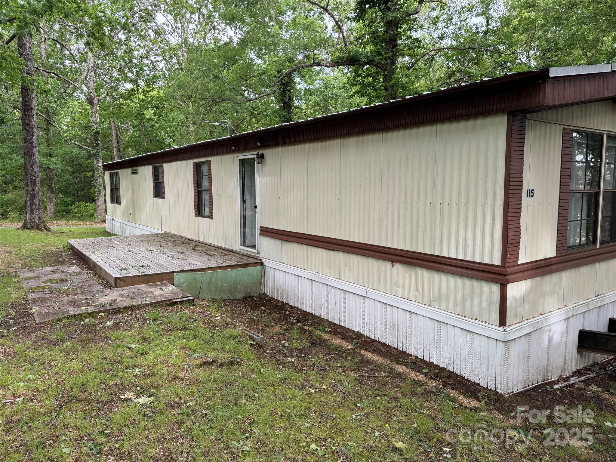 326 Havencrest Court