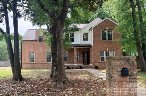 Photo of 5846 Hanna Court, Charlotte, NC 28212 (MLS # 4391217)