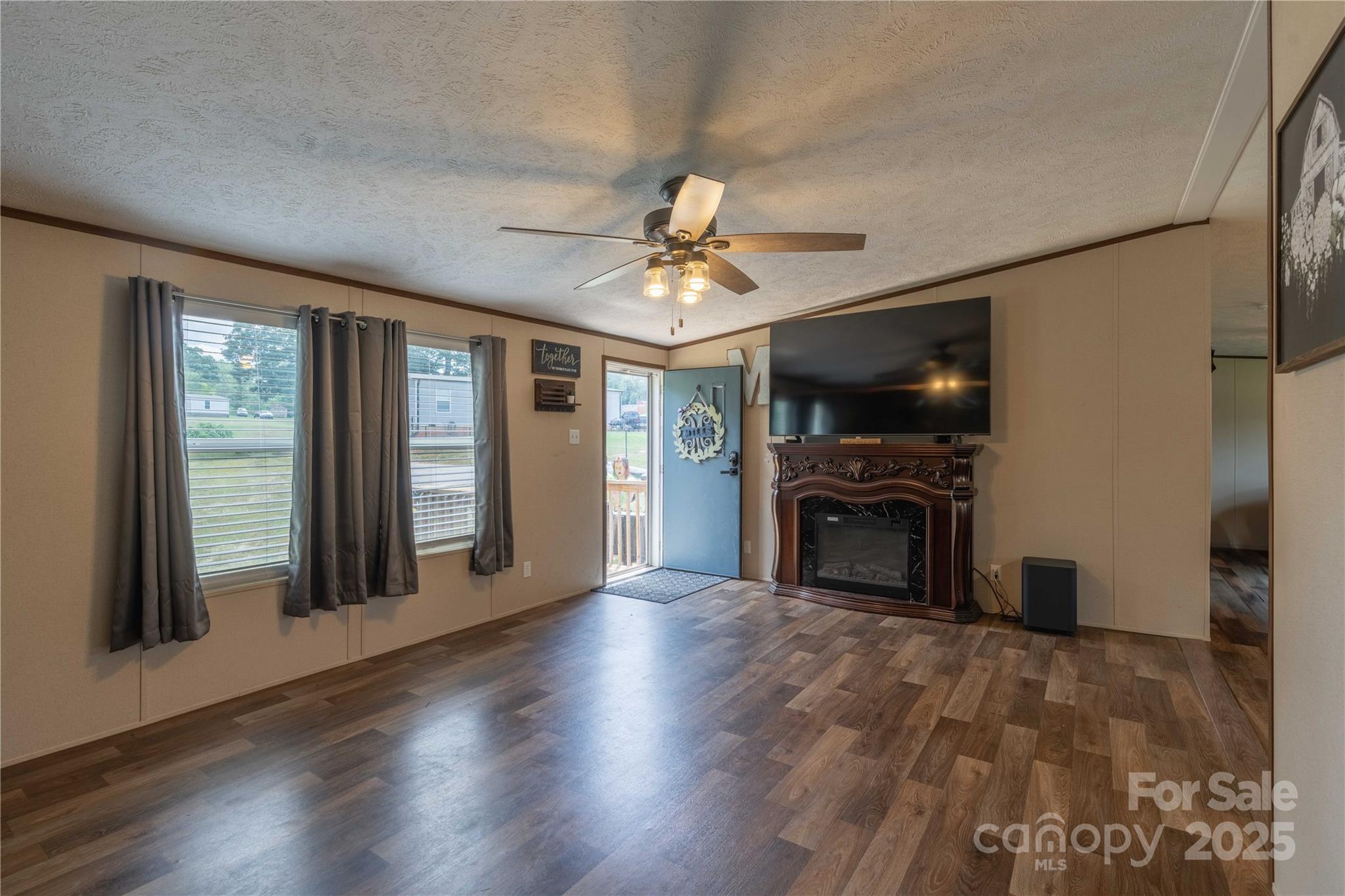 2090 Mesquite Lane
