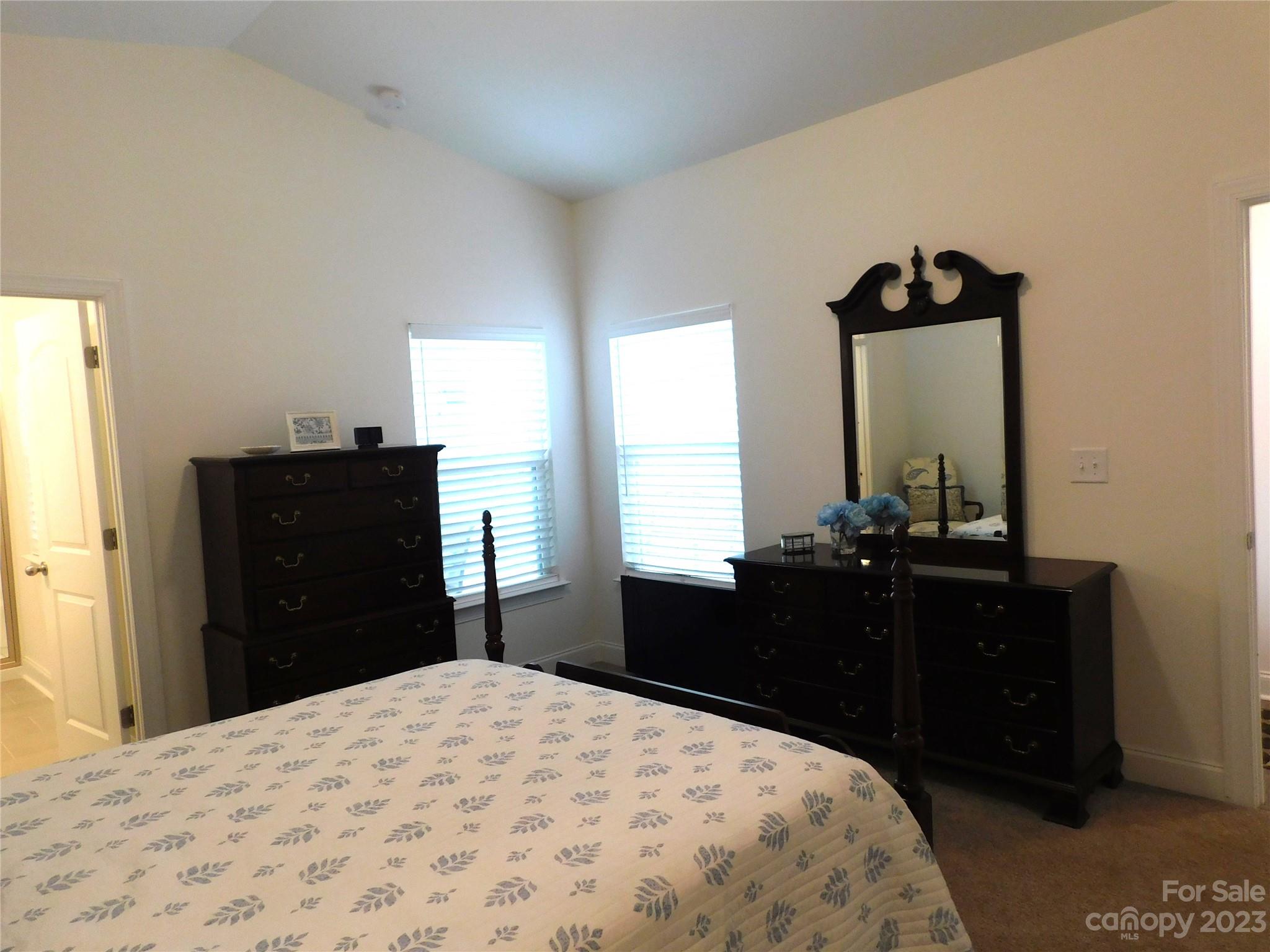 Memorial Hall - Residential