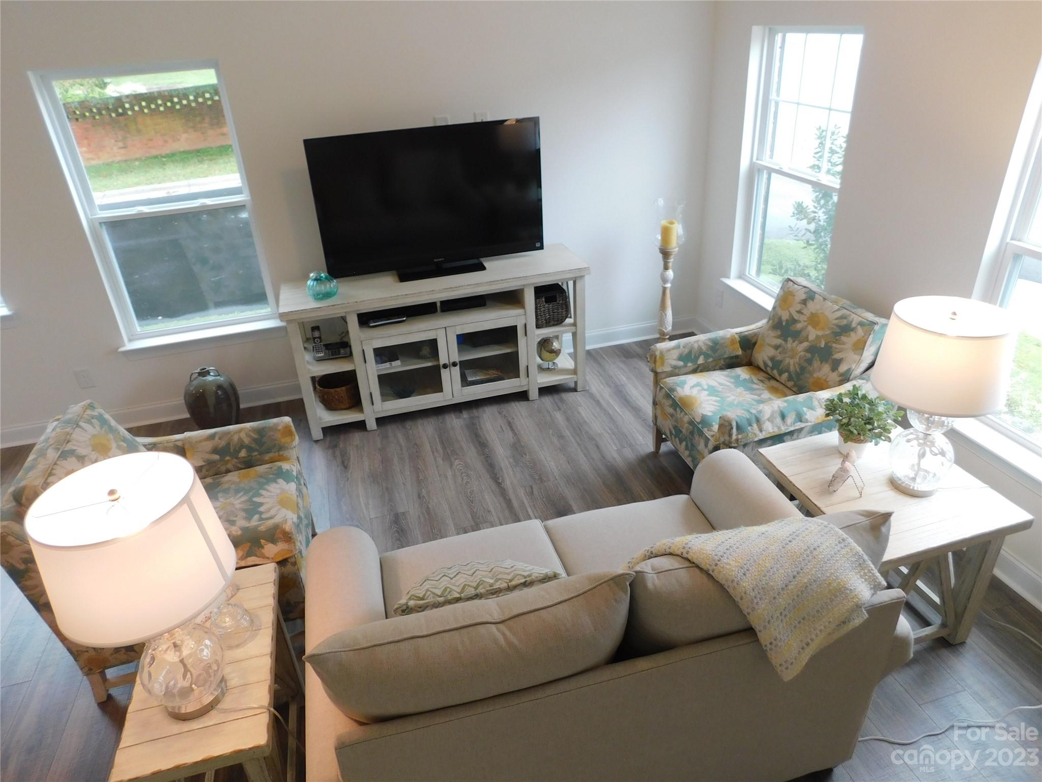 Memorial Hall - Residential