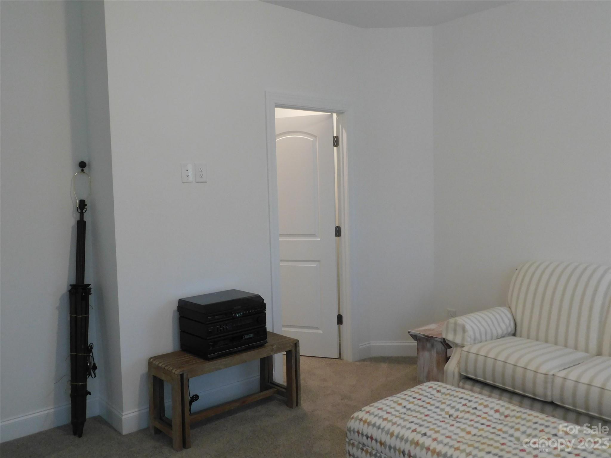 Memorial Hall - Residential