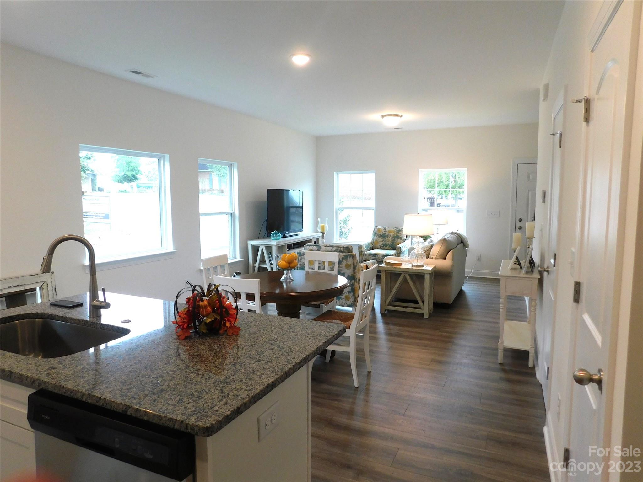 Memorial Hall - Residential