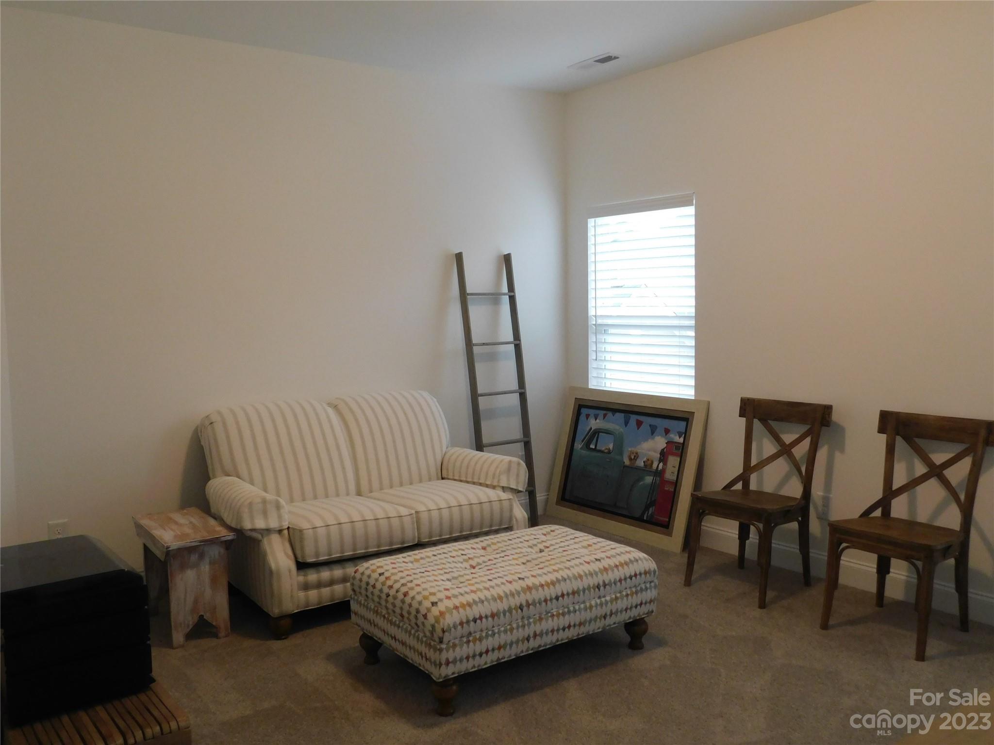 Memorial Hall - Residential