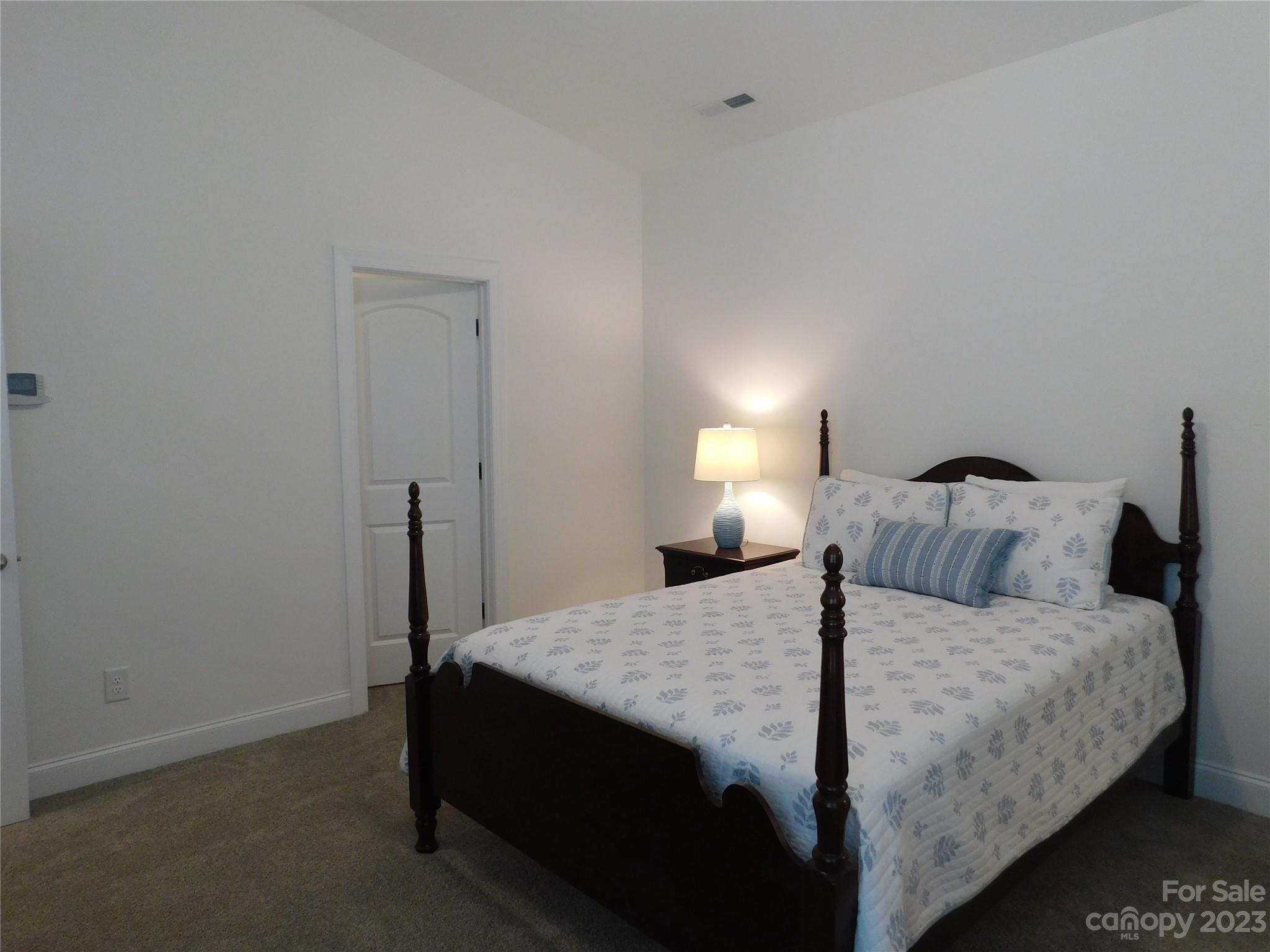 Memorial Hall - Residential