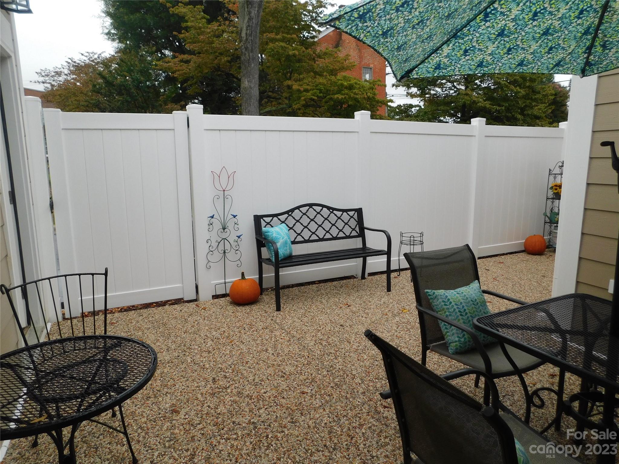 Memorial Hall - Residential