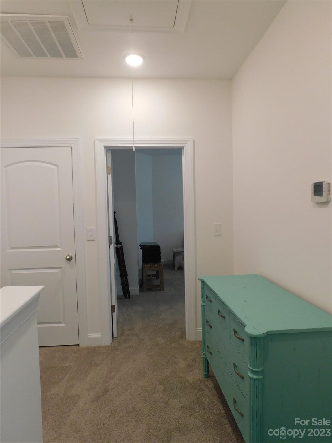 Memorial Hall - Residential