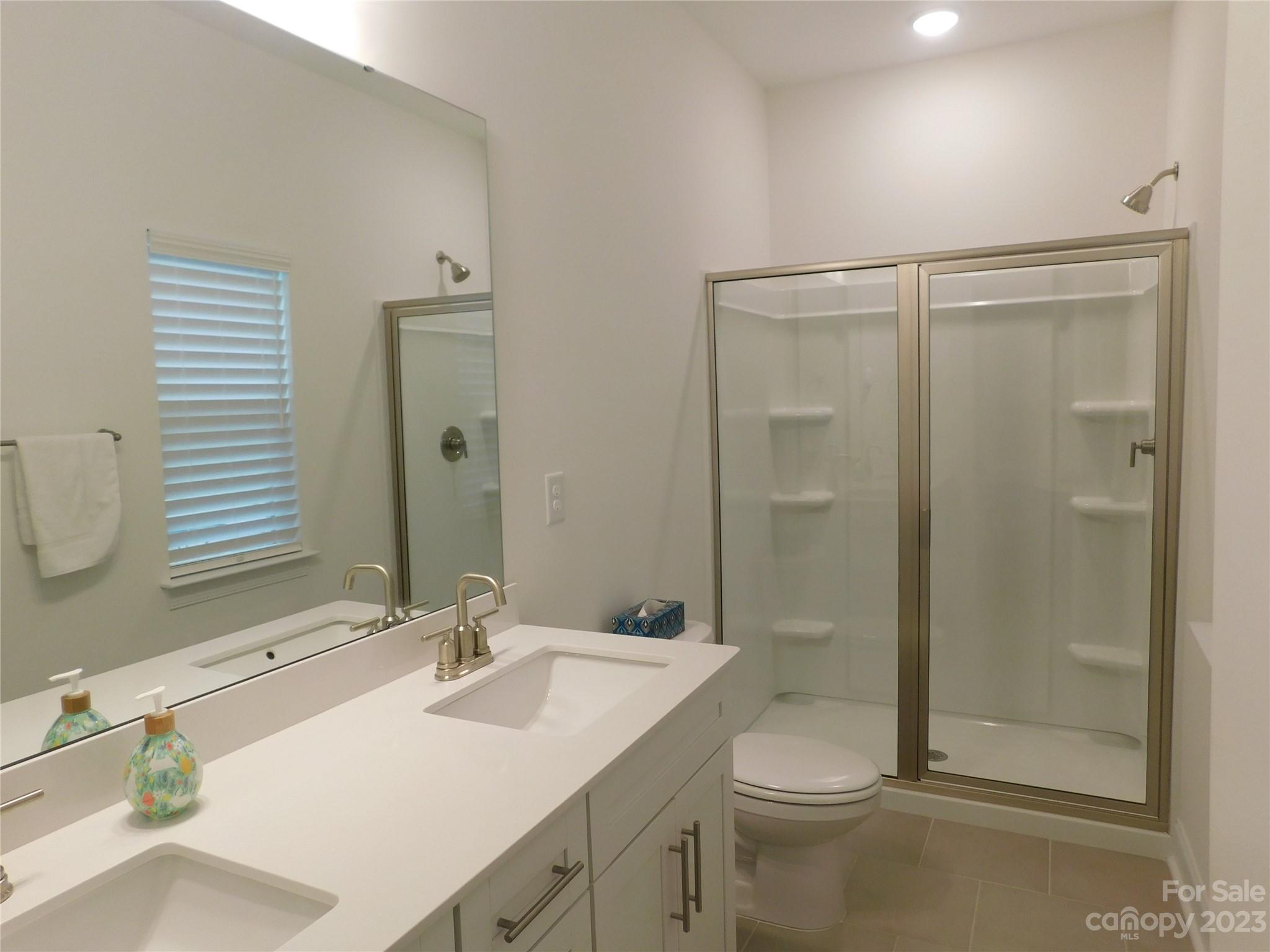 Memorial Hall - Residential