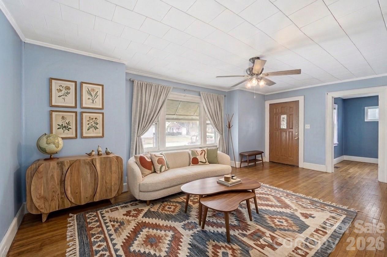 1512 Glenwood Avenue