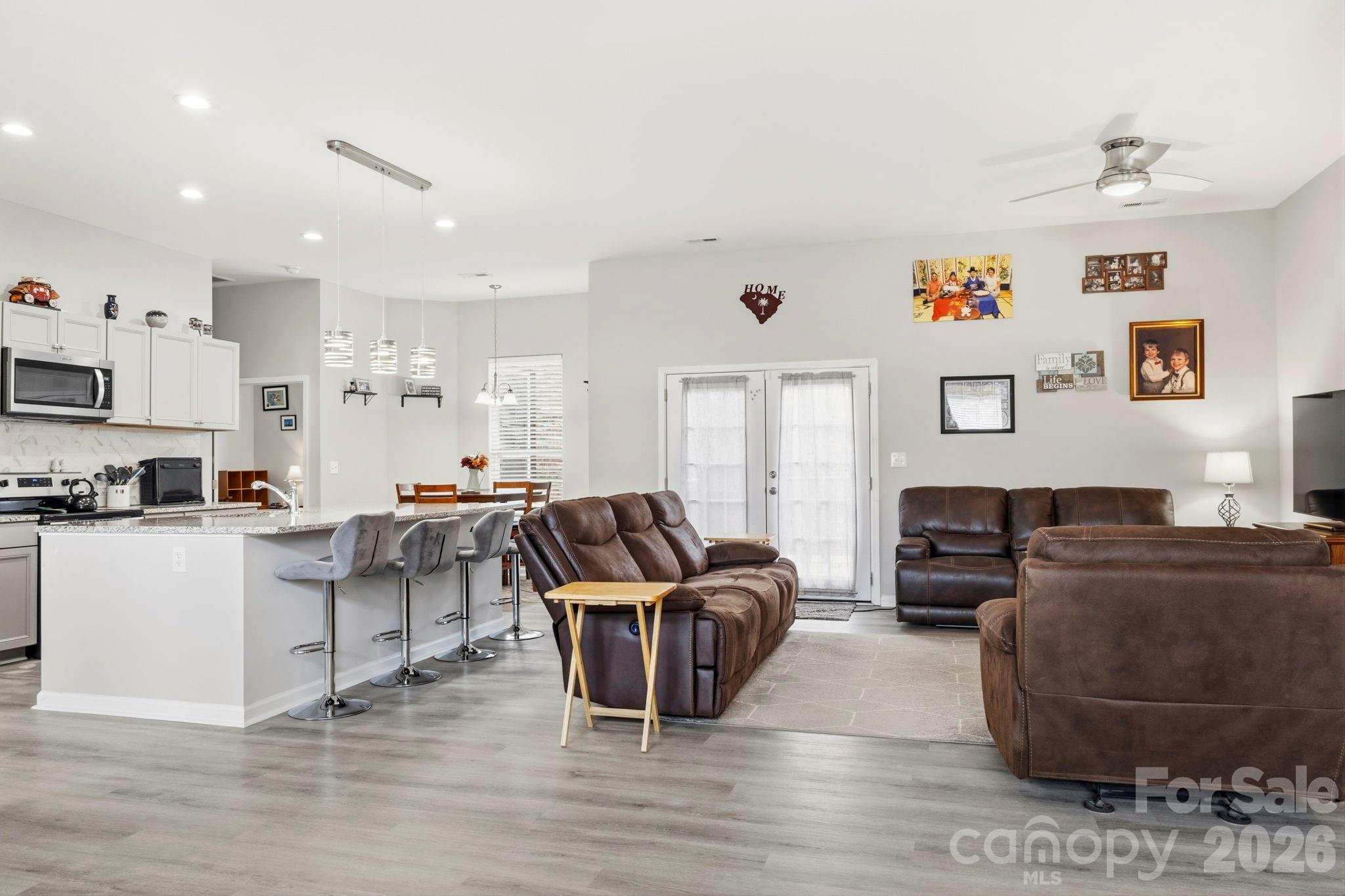 Ole Eastpointe - Residential