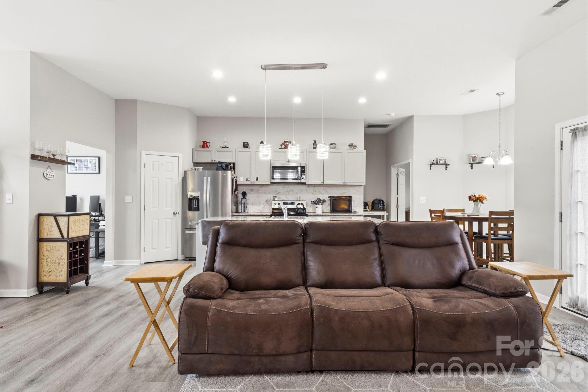 Ole Eastpointe - Residential