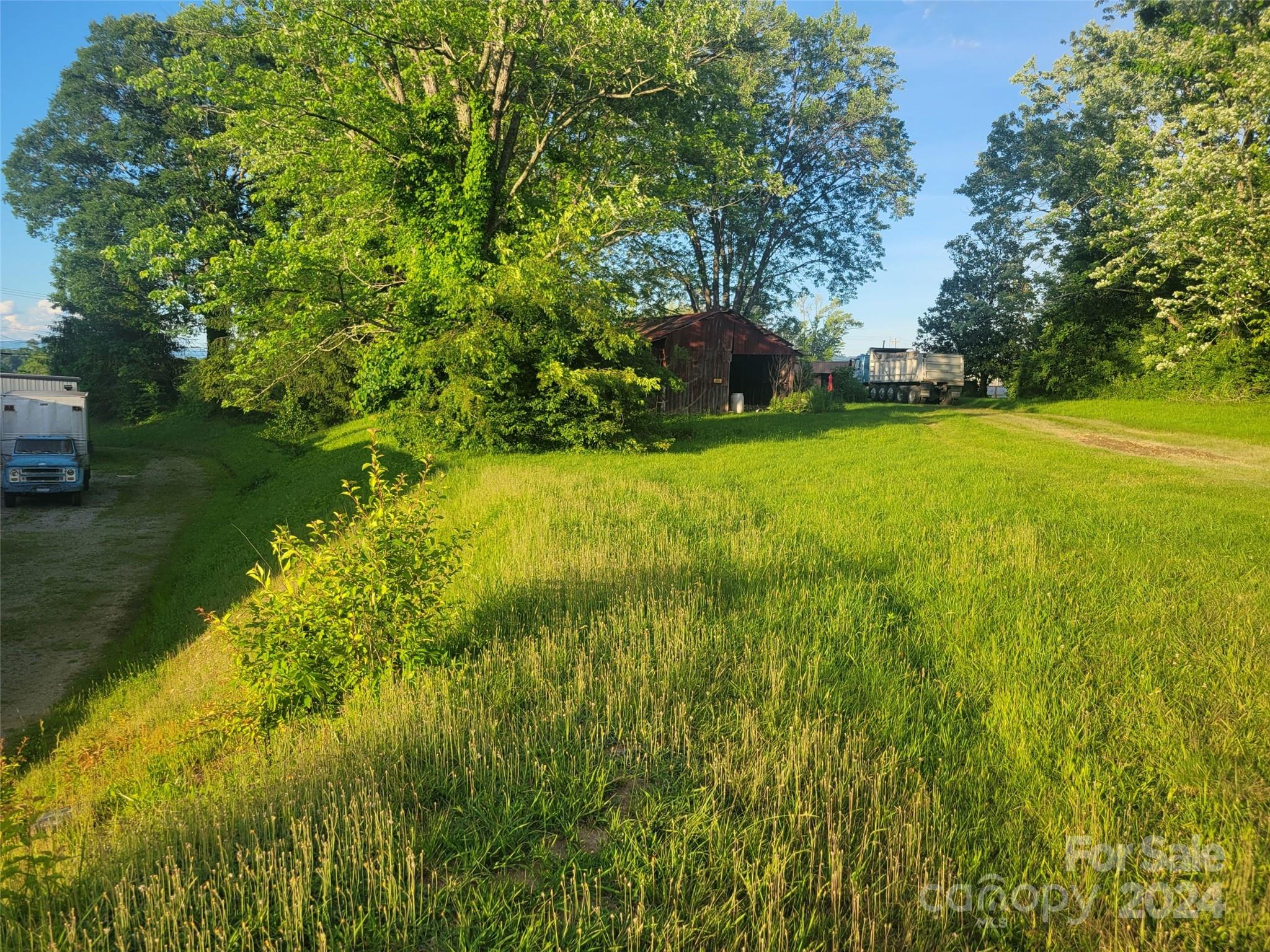 4178 & 4180 Haywood Road