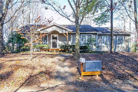 A home in Lake Toxaway