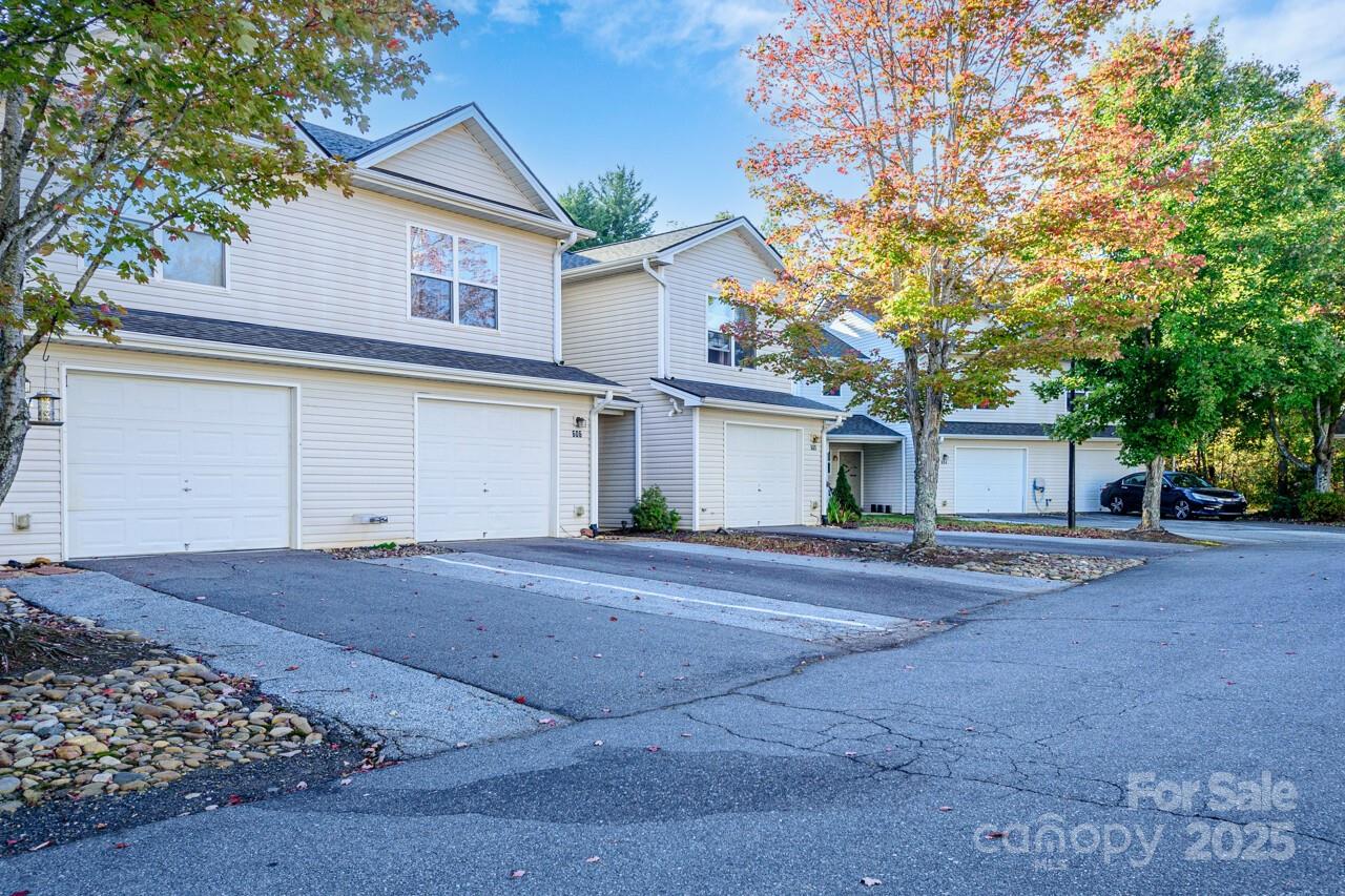 606 Olde Covington Way