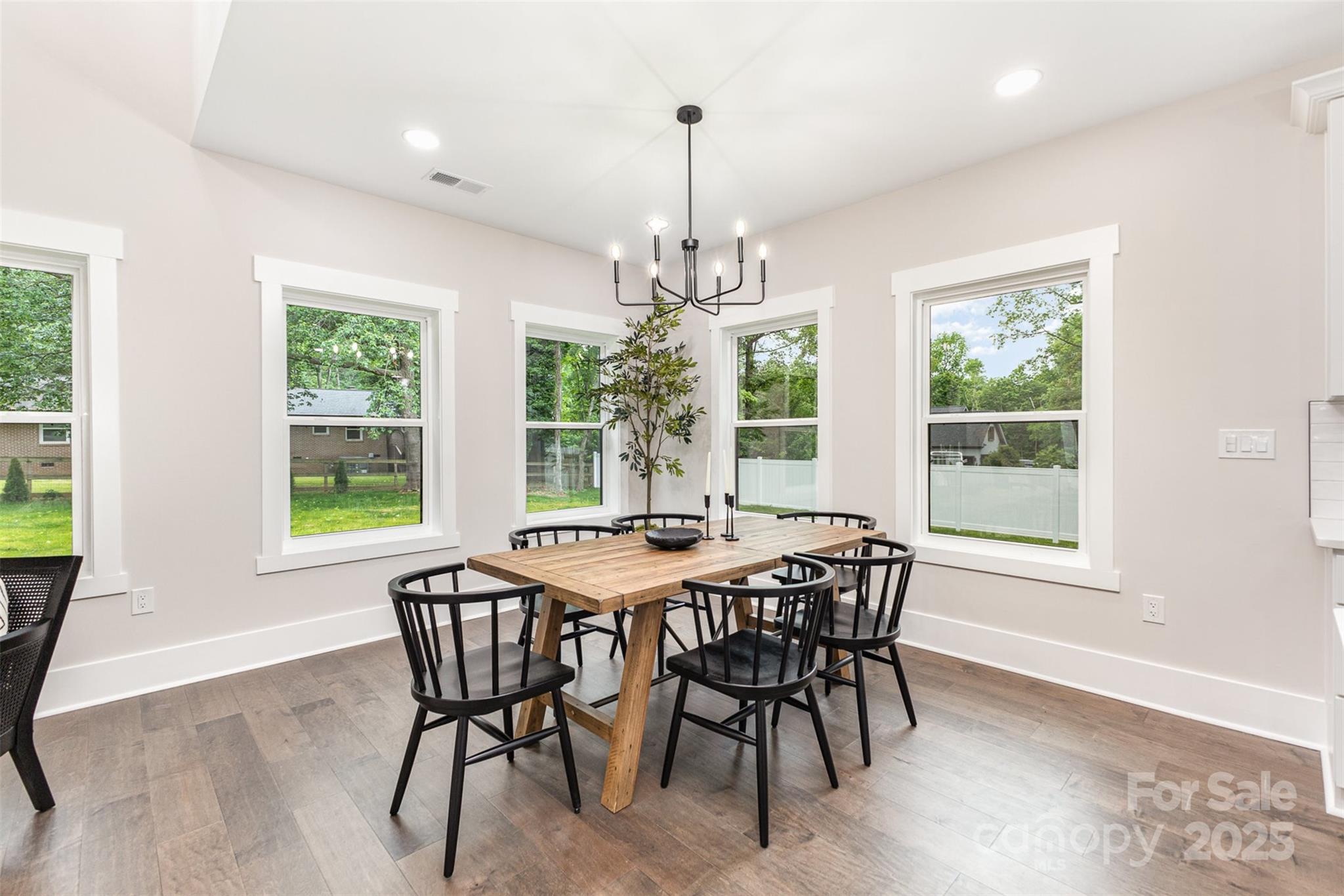 9527 Walkers Ferry Road