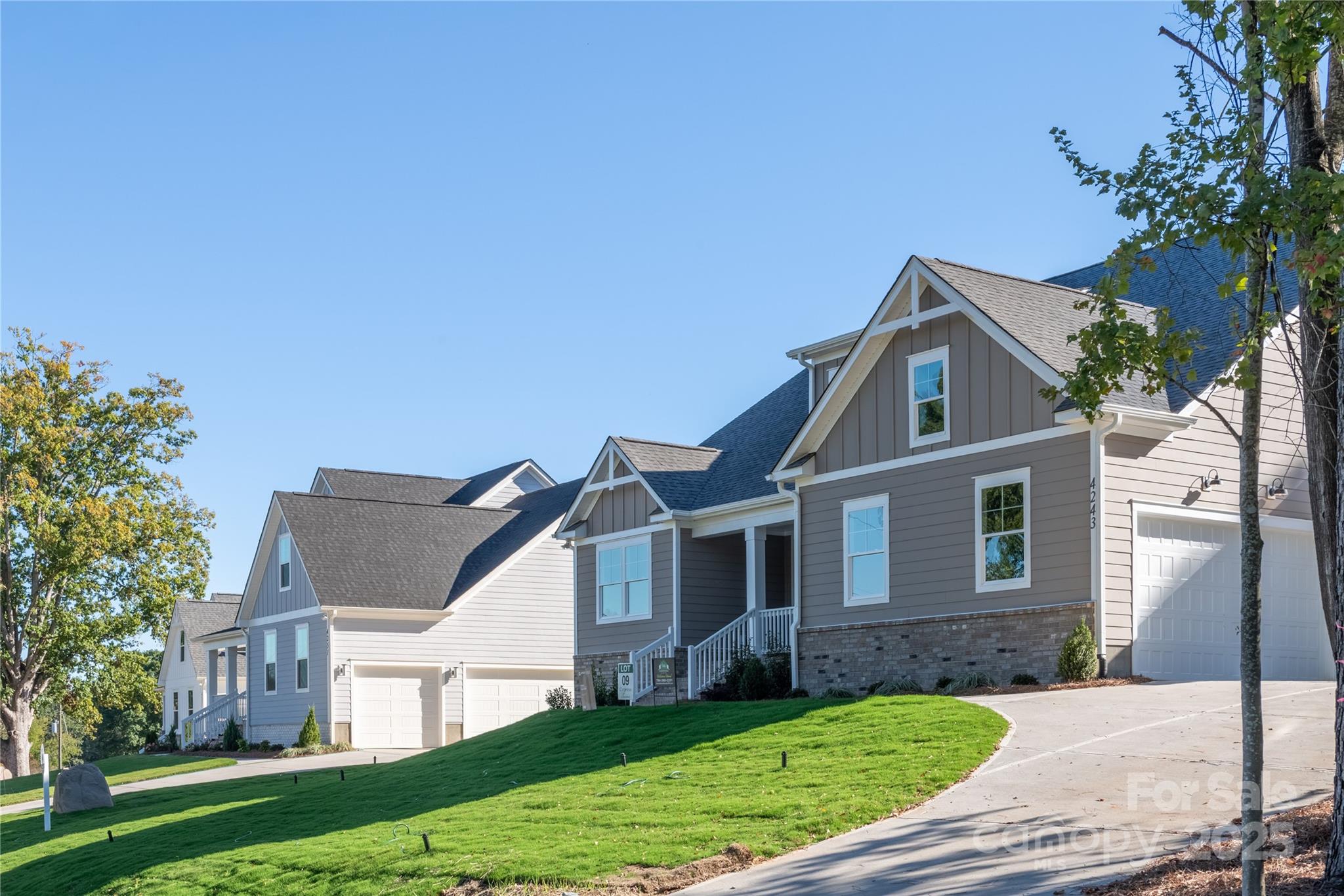 4243 Candlewood Drive 9