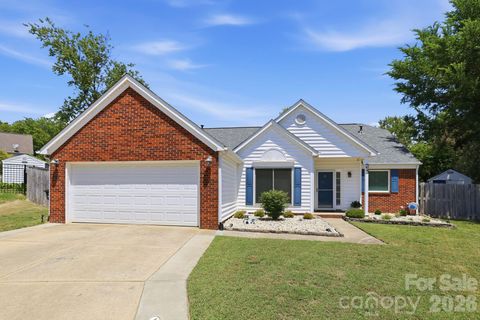 Photo of 213 Blackberry Walk #48, Fort Mill, SC 29715 (MLS # 4377002)