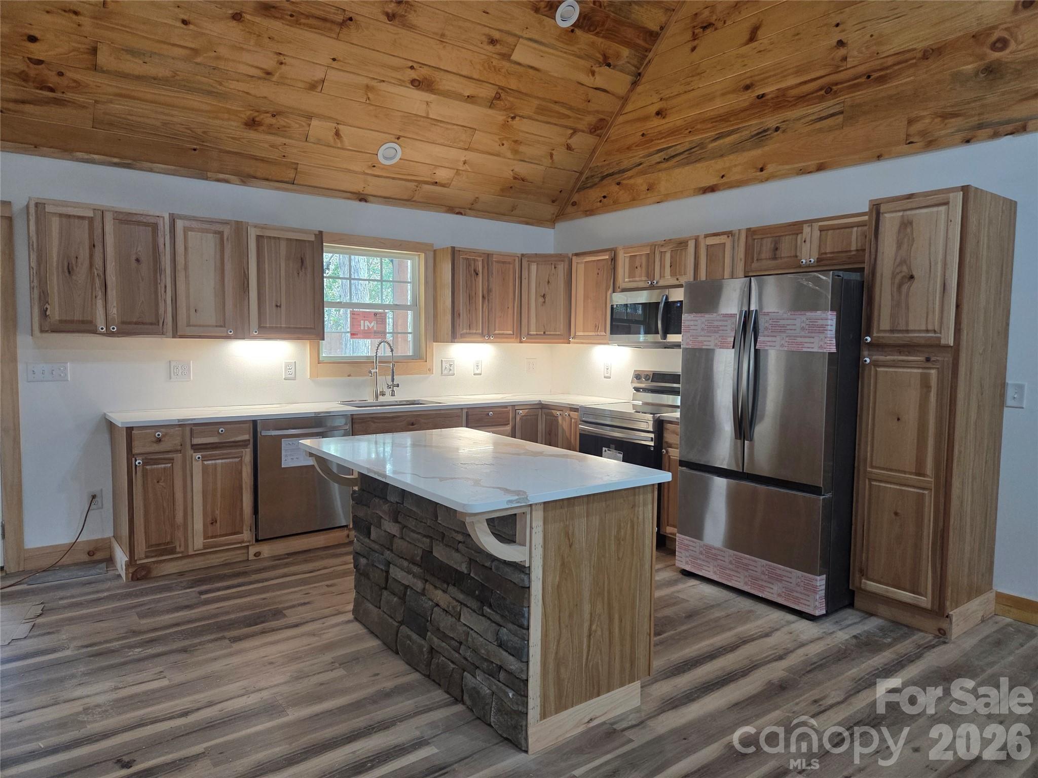 Sherwood on the Lake - Residential