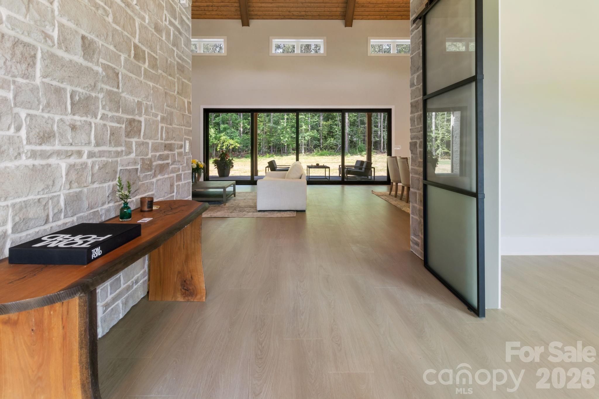 Royal Pines - Residential