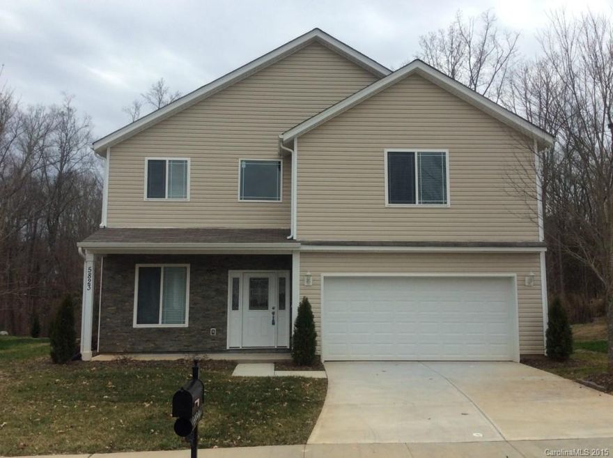 This 2,754 square foot single family home has 4 bedrooms and 2.5 bathrooms. This lovely home has hardwood floors. The warm and inviting kitchen comes with stainless steel appliances, a kitchen island plus a pantry. The Master Bath has dual sinks, a jetted over sized tub and a separate shower. A covered patio leads you into a well manicured back yard.