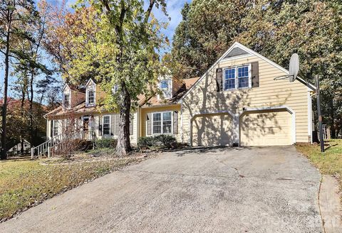 5815 Chapel Creek Court Charlotte NC 28226