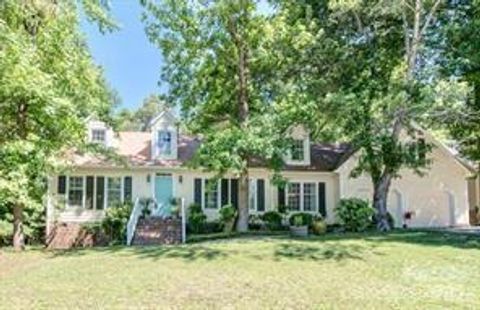 5815 Chapel Creek Court Charlotte NC 28226