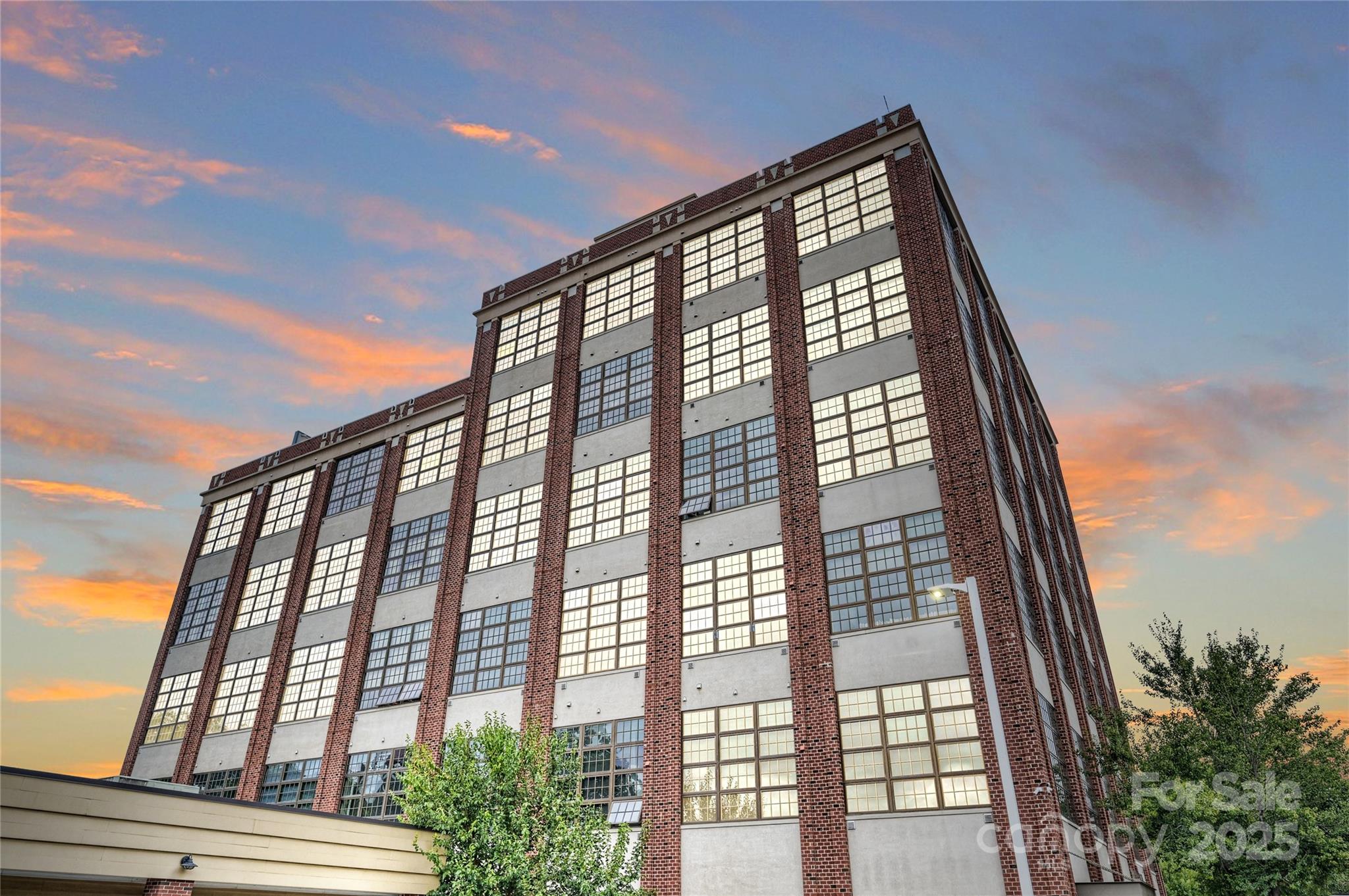 715 N Graham Street 603