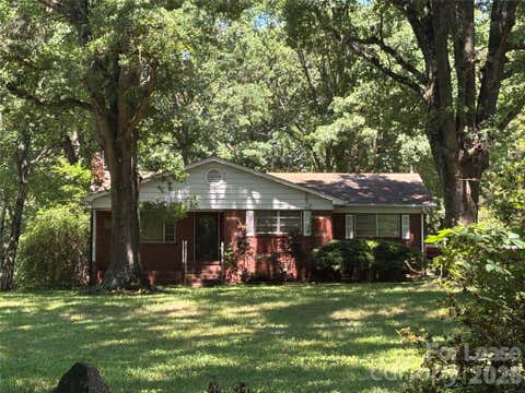 Photo of 2311 Back Creek Church Road, Charlotte, NC 28213 (MLS # 4390645)