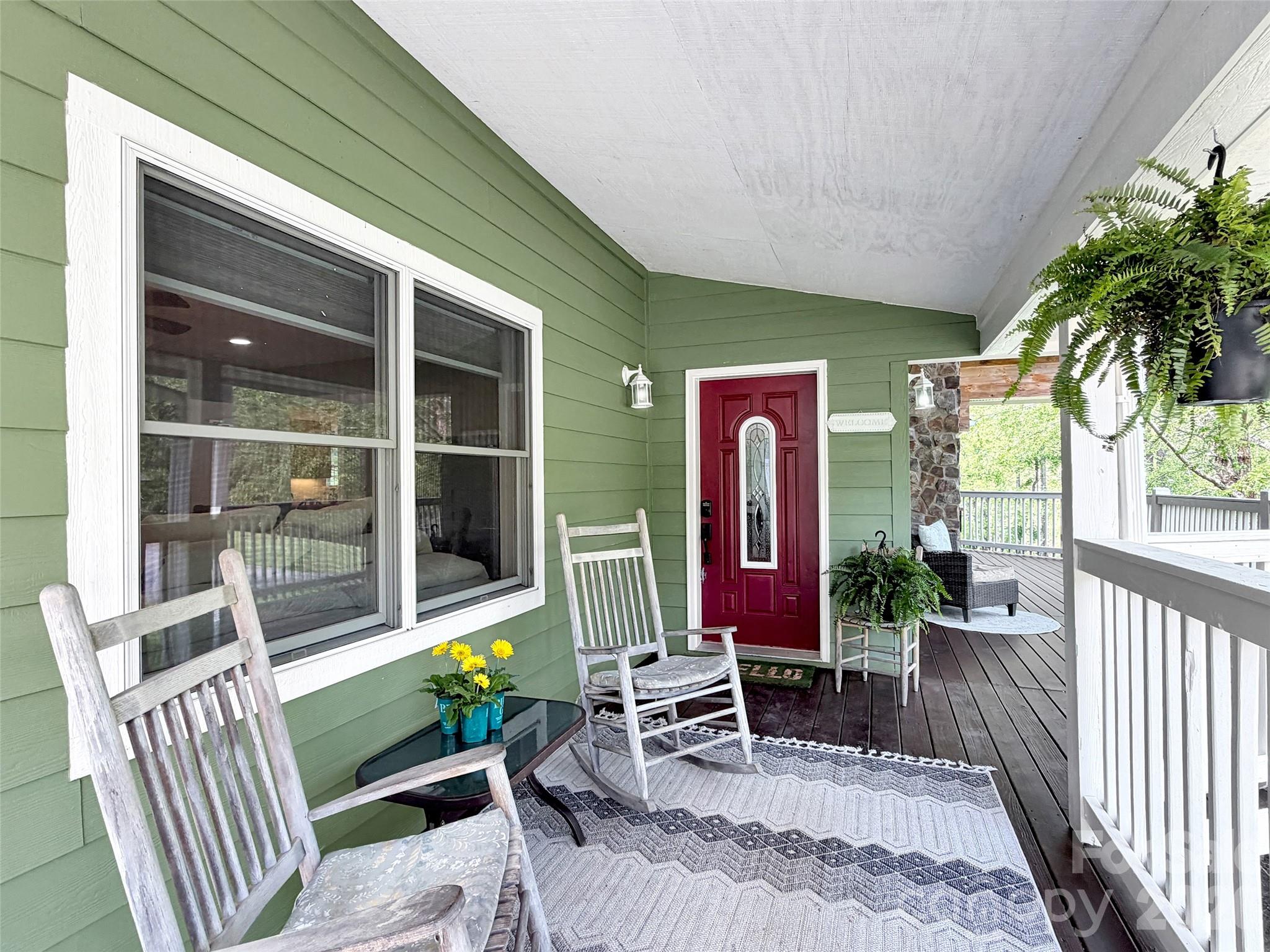 129 Hooper Haven Drive