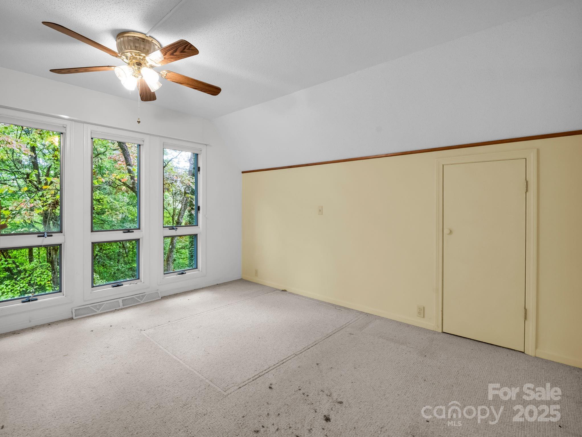 Illahee Hills - Residential