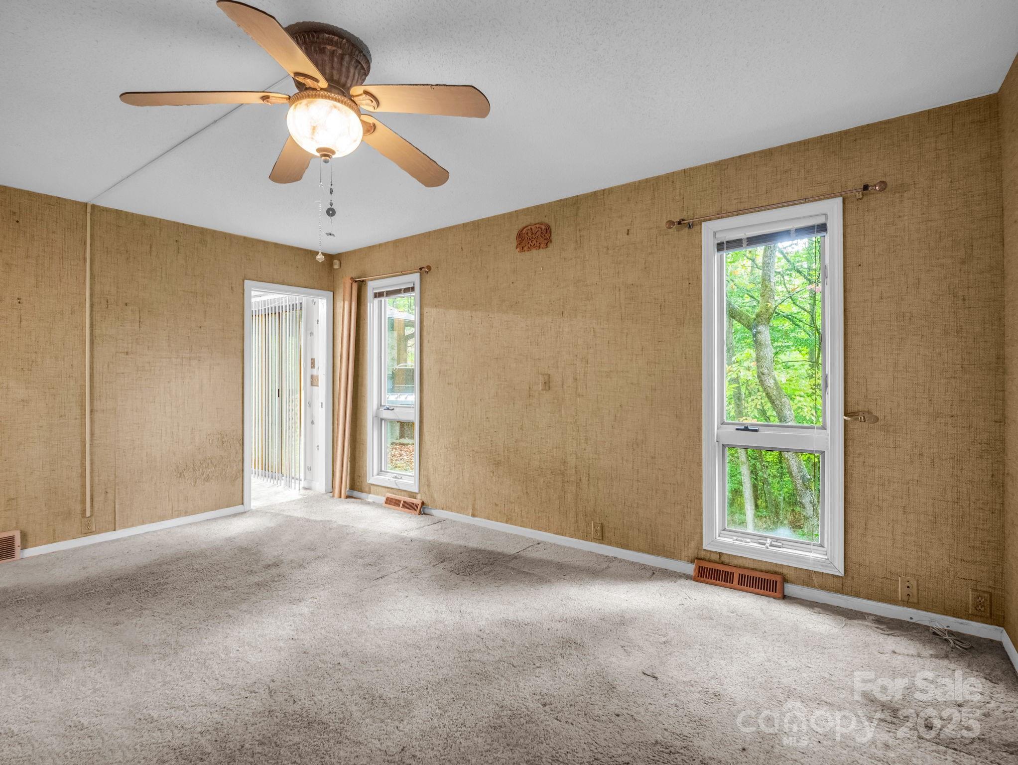 Illahee Hills - Residential