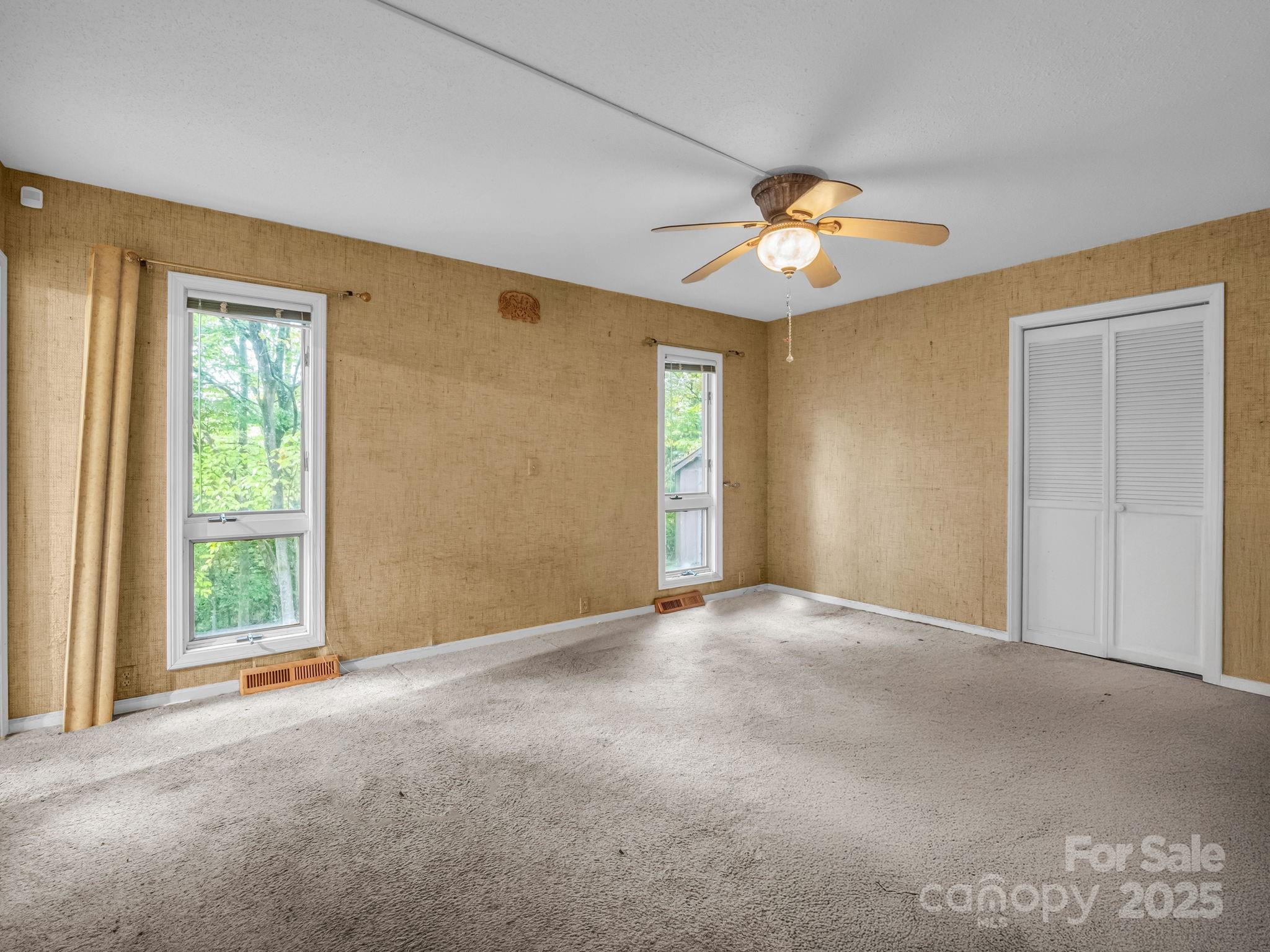 Illahee Hills - Residential