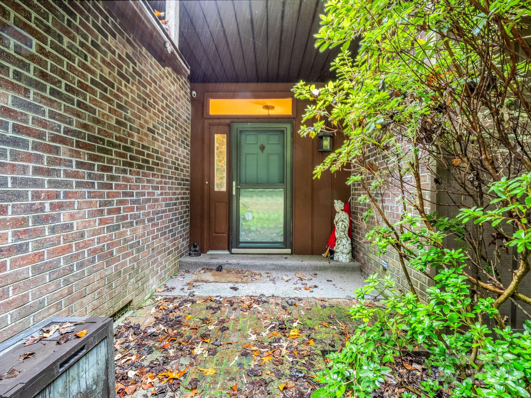 421 Chickadee Lane