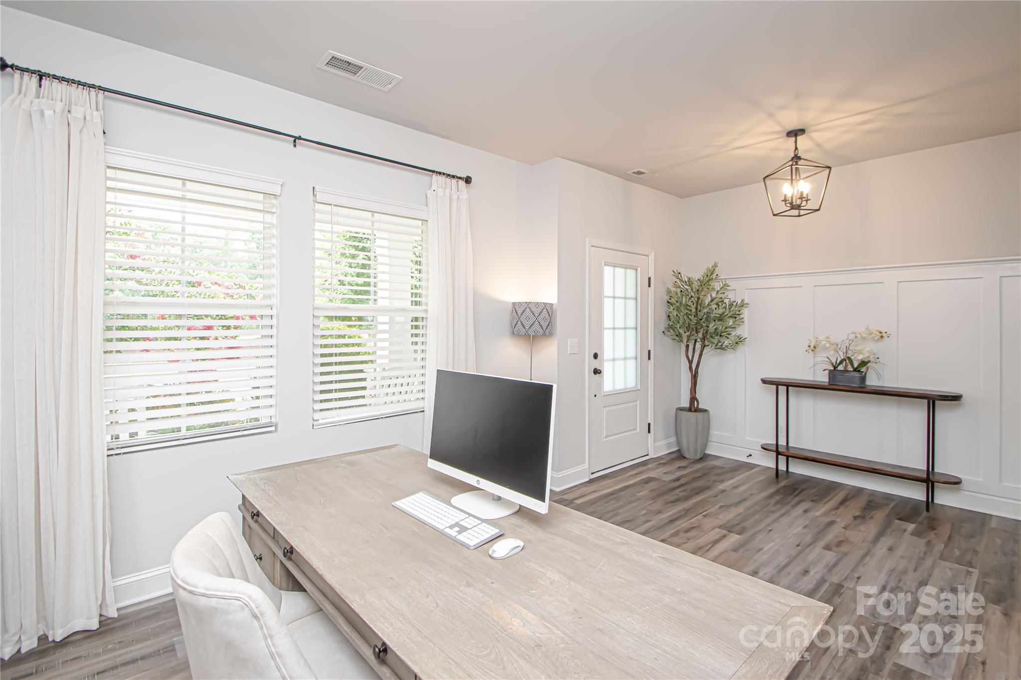 1061 Ansley Park Drive