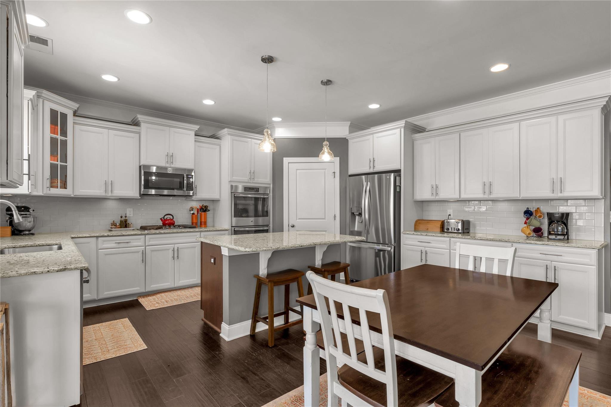 Lake Ridge - Residential