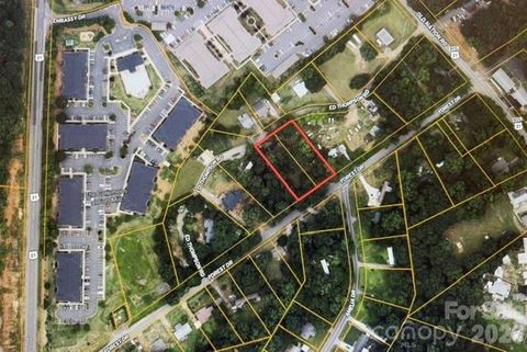 Photo of 188 Forest Drive, Fort Mill, SC 29715 (MLS # 4382779)