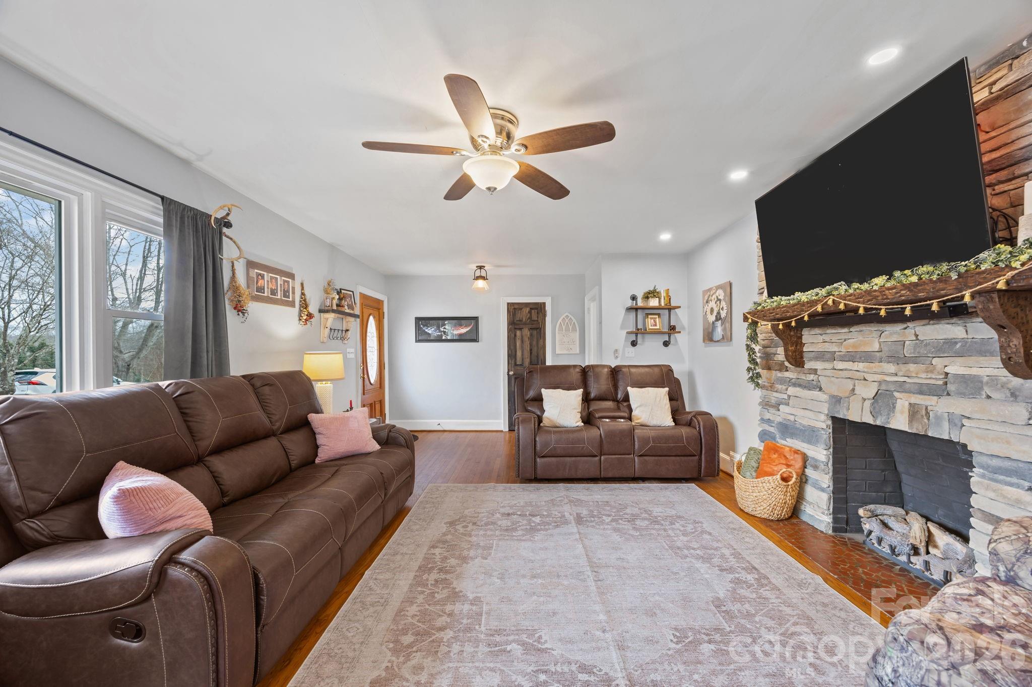 Hillcrest - Residential