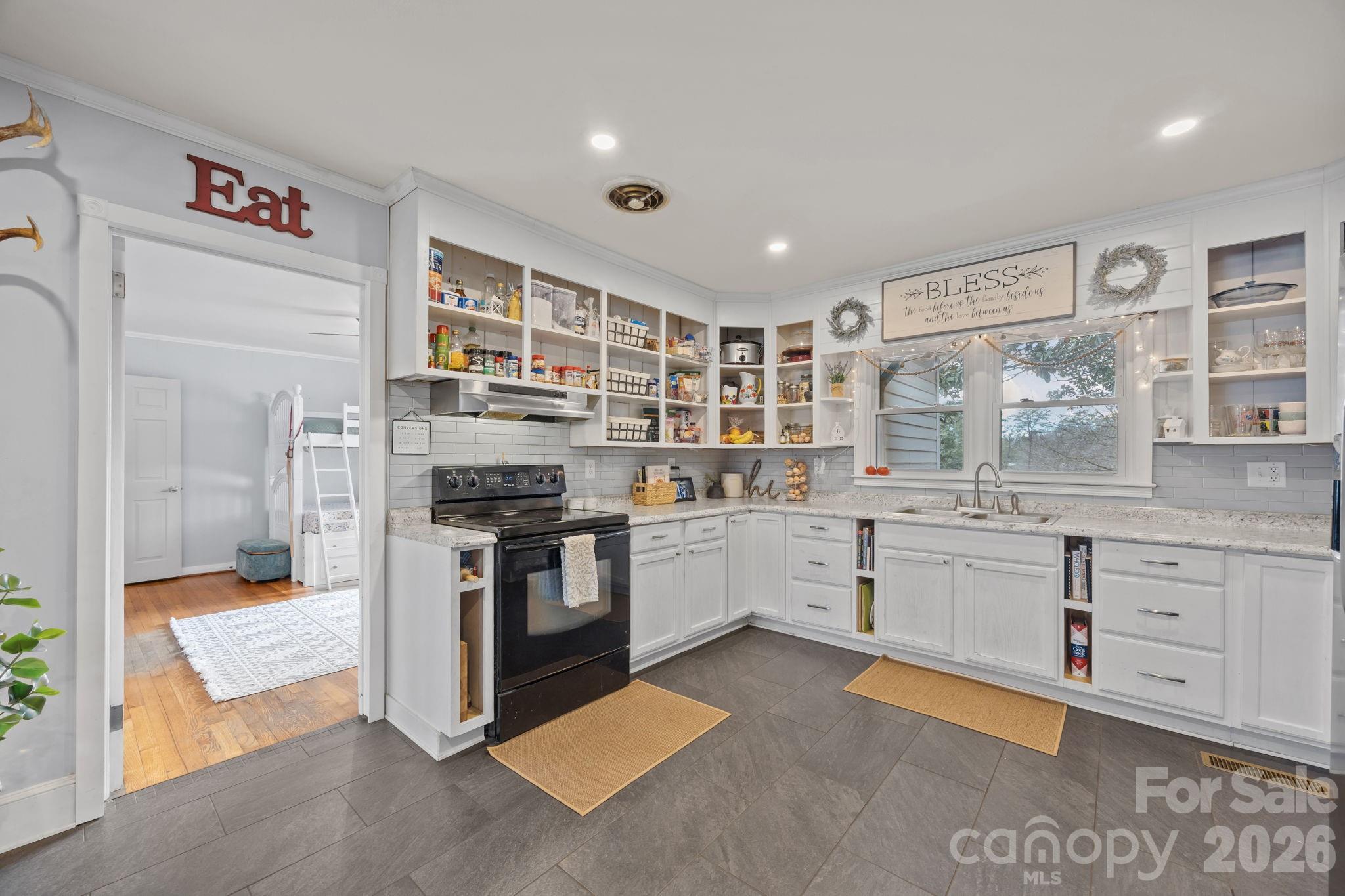 Hillcrest - Residential