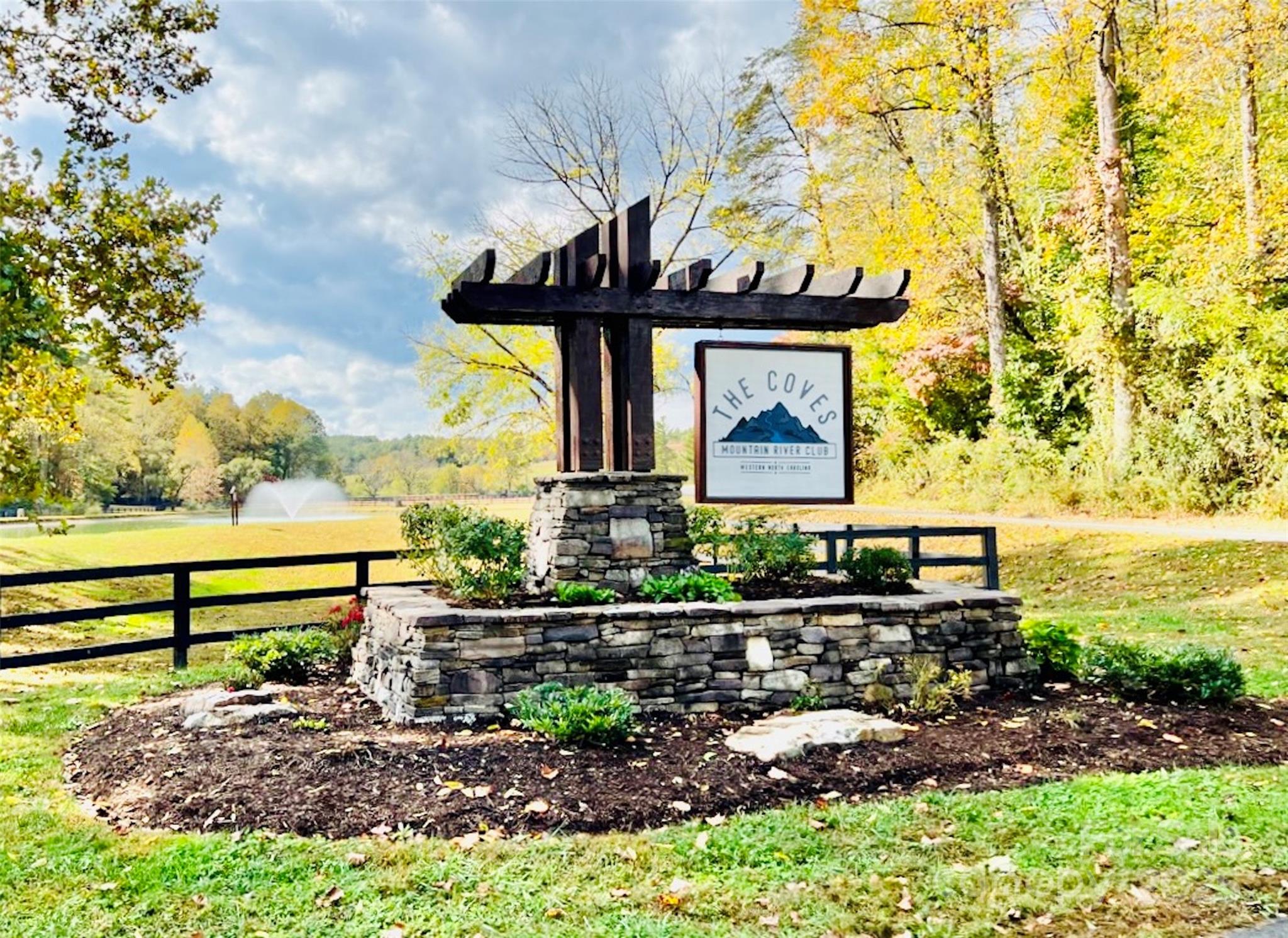 The Coves Mountain River Club - Land