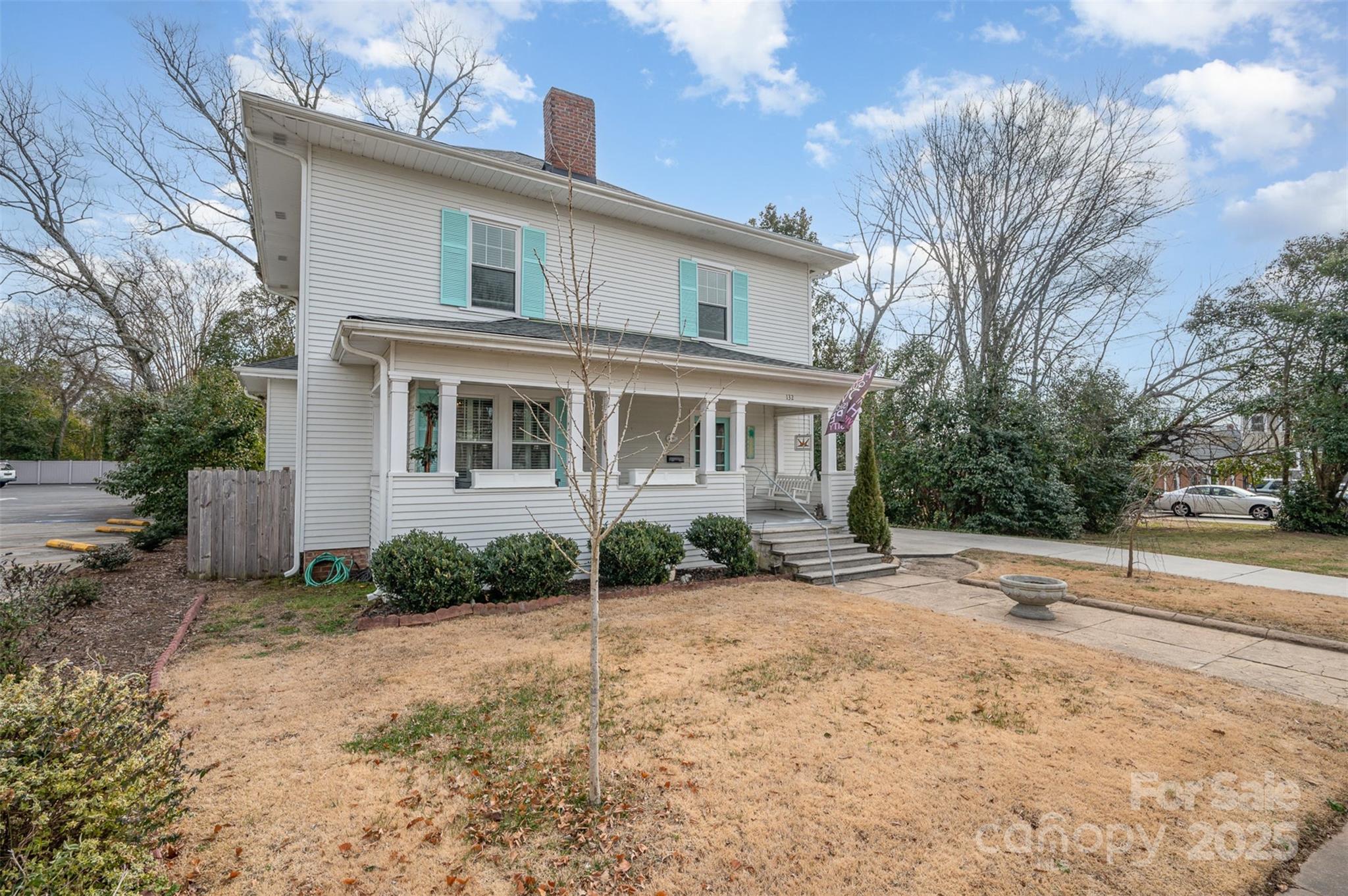 132 N Confederate Avenue