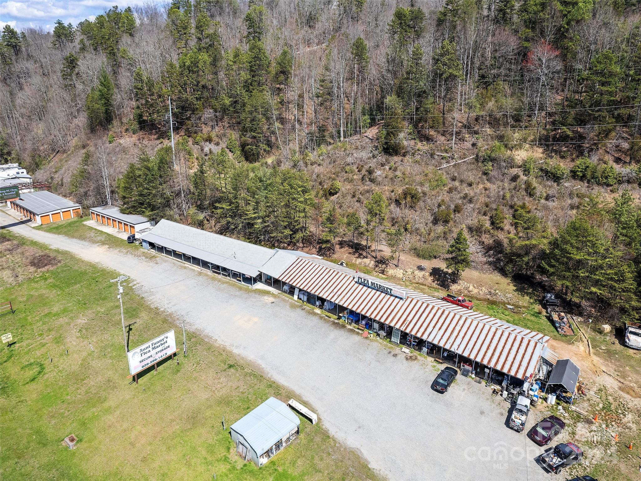 5262-5264 US 74 Highway W