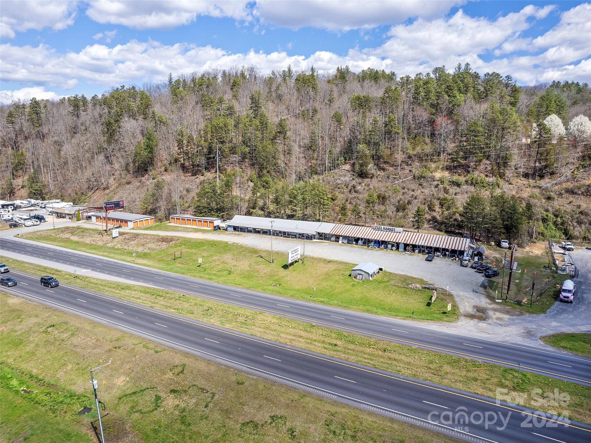 5262-5264 US 74 Highway W