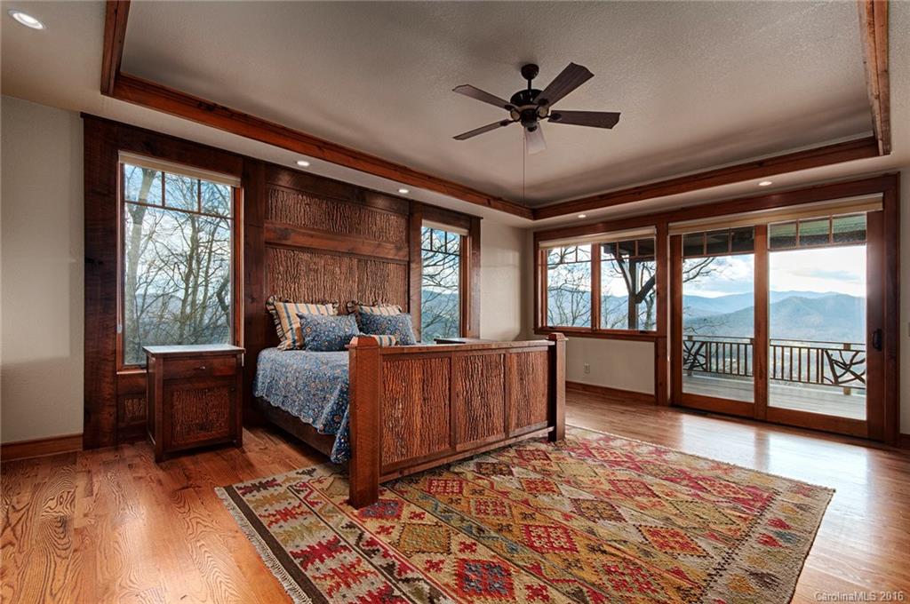 Laurel Ridge Country Club - Residential