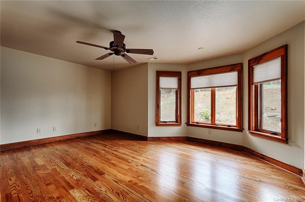 Laurel Ridge Country Club - Residential