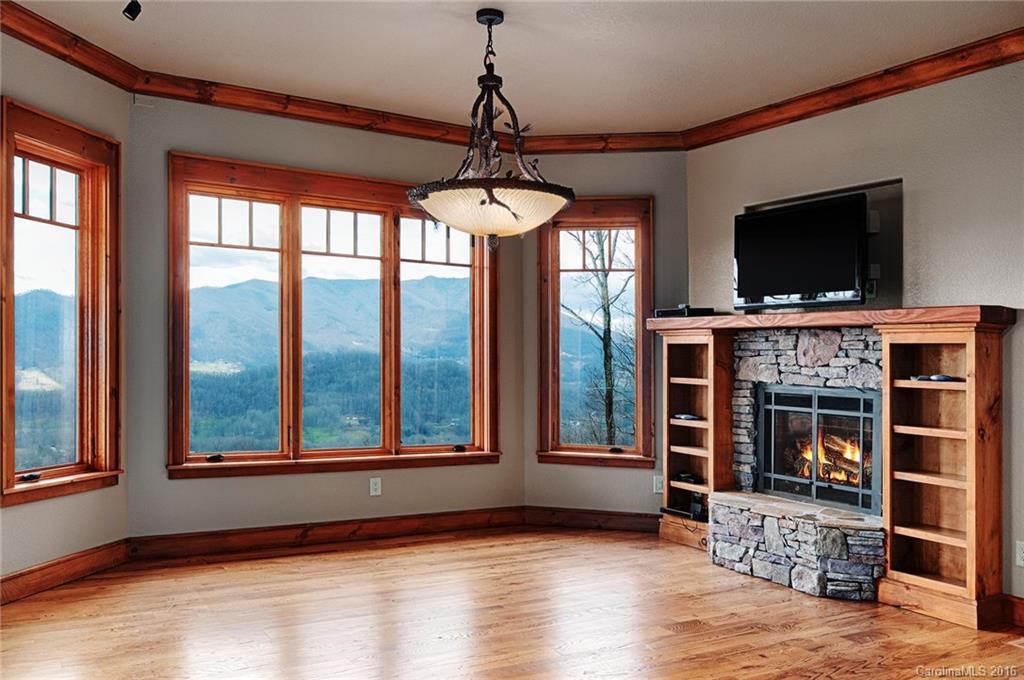 Laurel Ridge Country Club - Residential