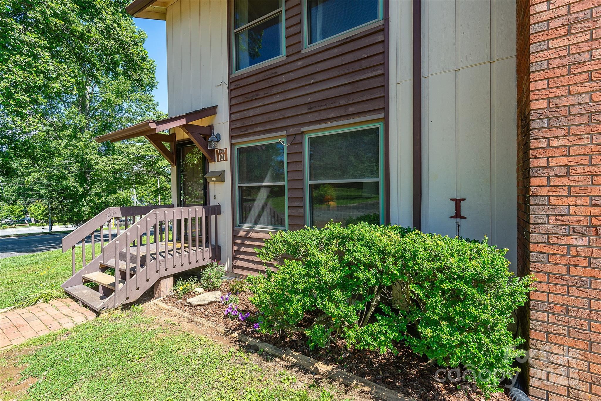 Shepard Square - Residential