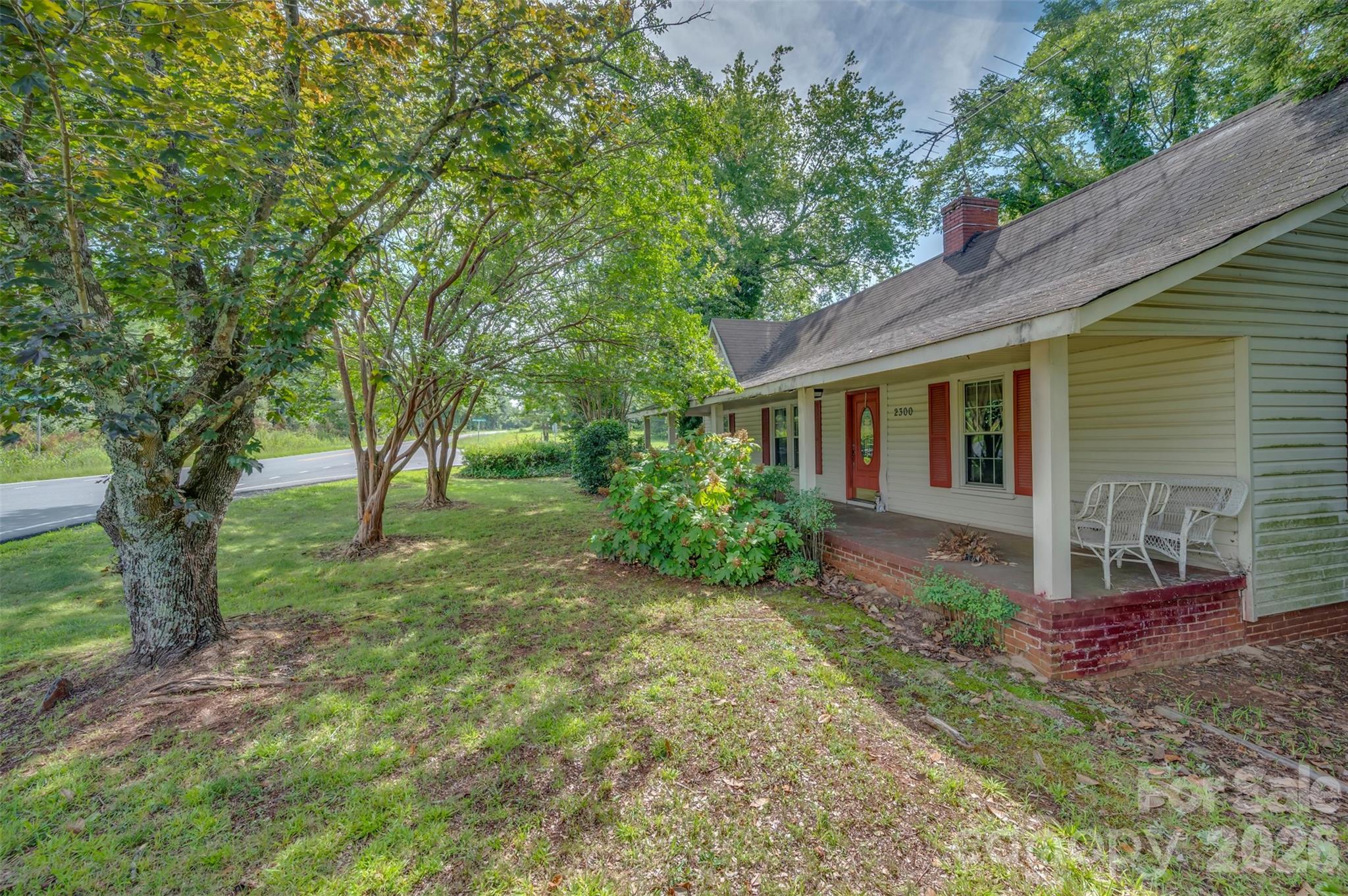 2300 Whitesides Road
