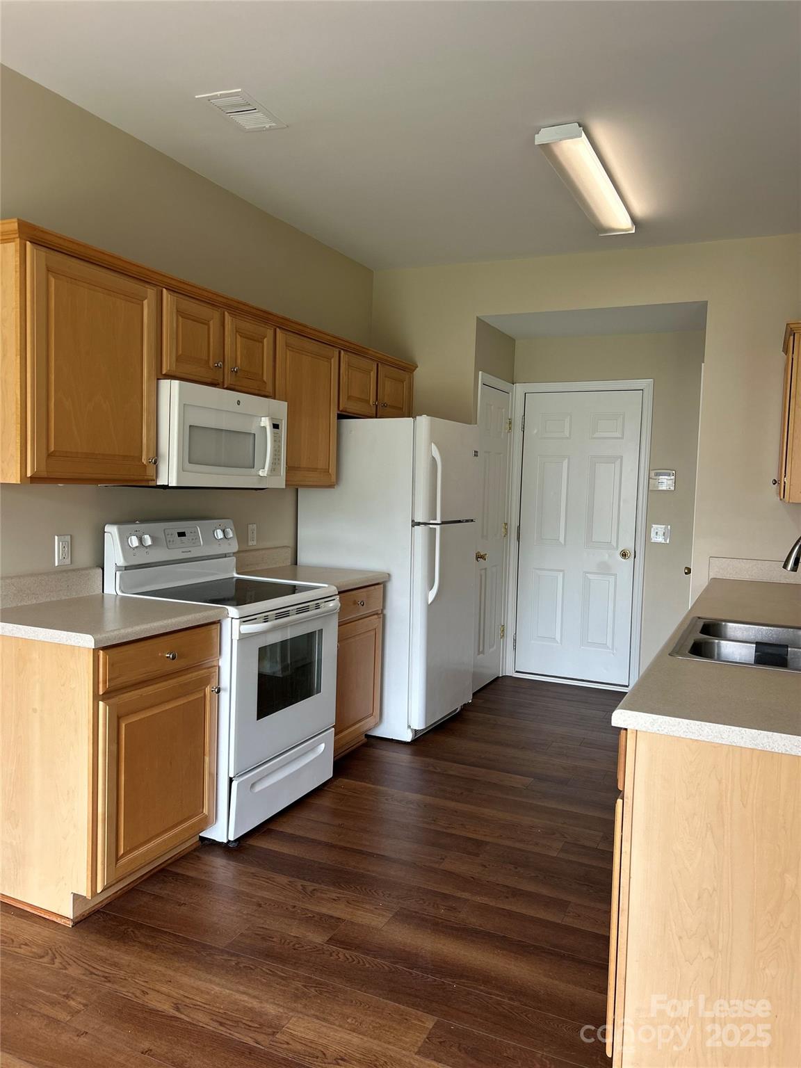 Reavencrest - Residential Lease